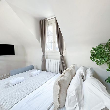 דירות פריז Unique & Beautiful Duplex In Saint-Germain מראה חיצוני תמונה