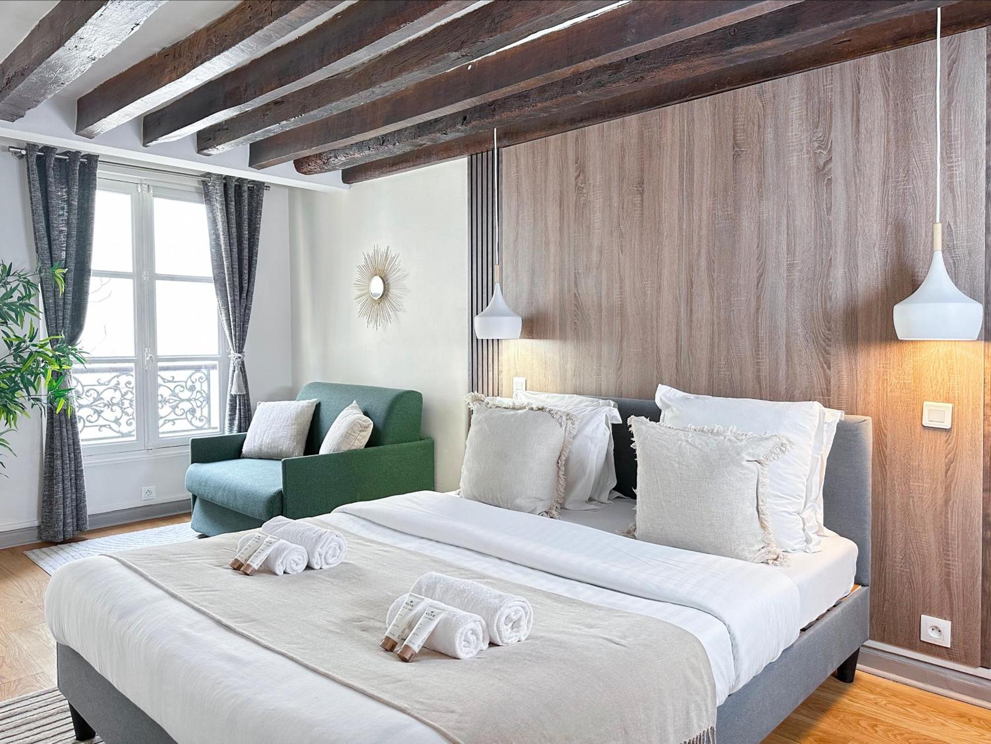 דירות פריז Unique & Beautiful Duplex In Saint-Germain מראה חיצוני תמונה