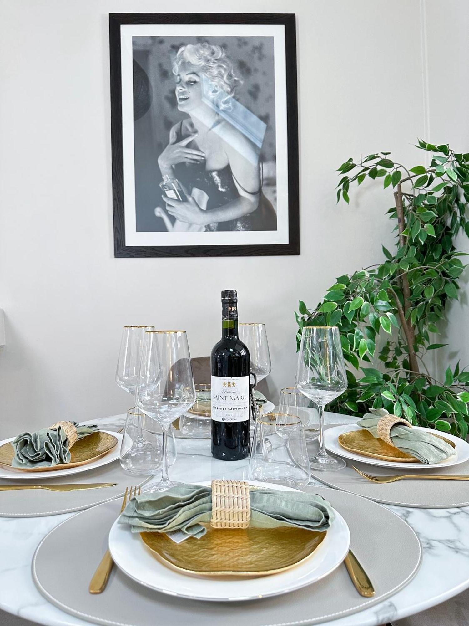 דירות פריז Unique & Beautiful Duplex In Saint-Germain מראה חיצוני תמונה