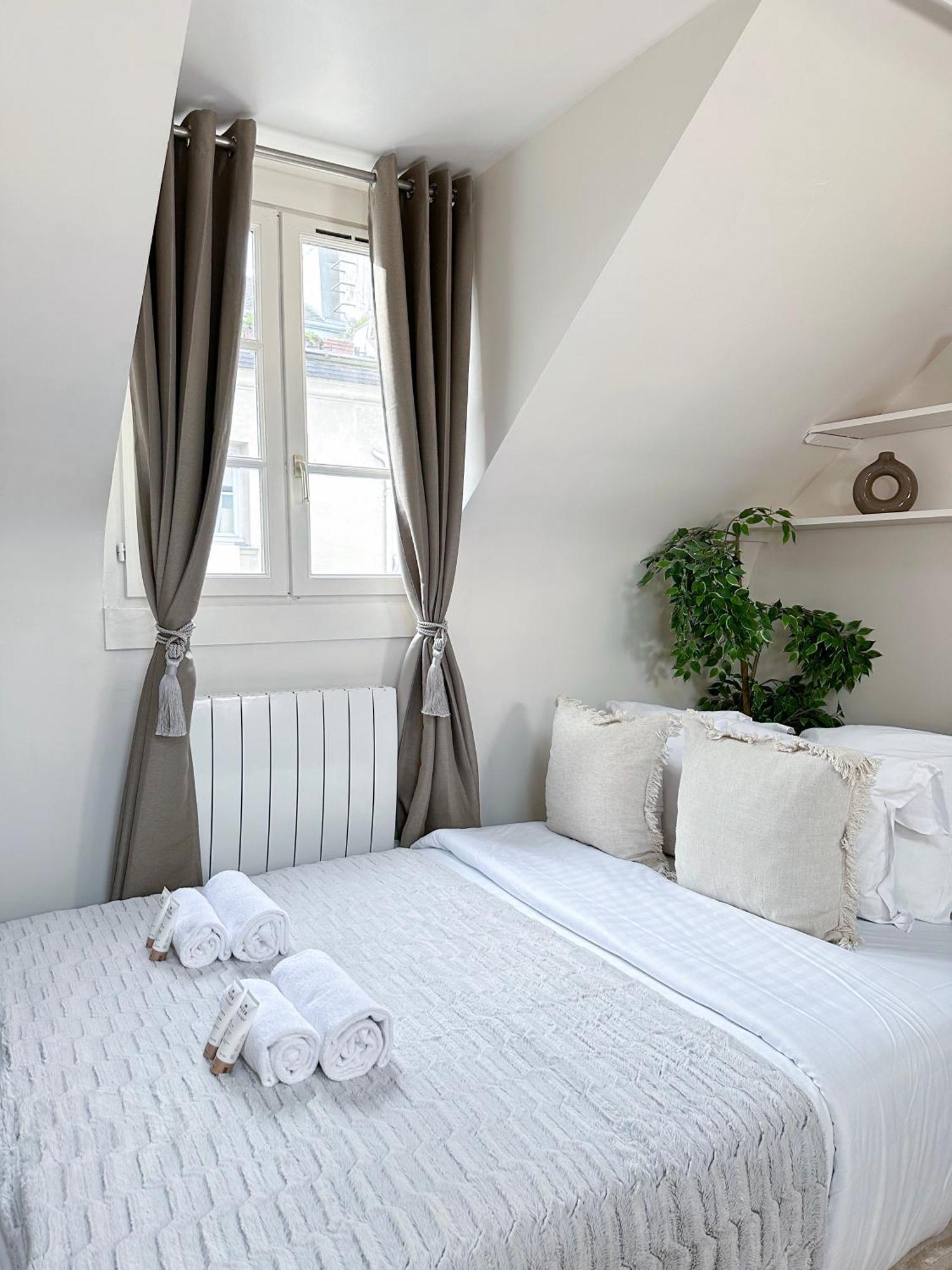 דירות פריז Unique & Beautiful Duplex In Saint-Germain מראה חיצוני תמונה